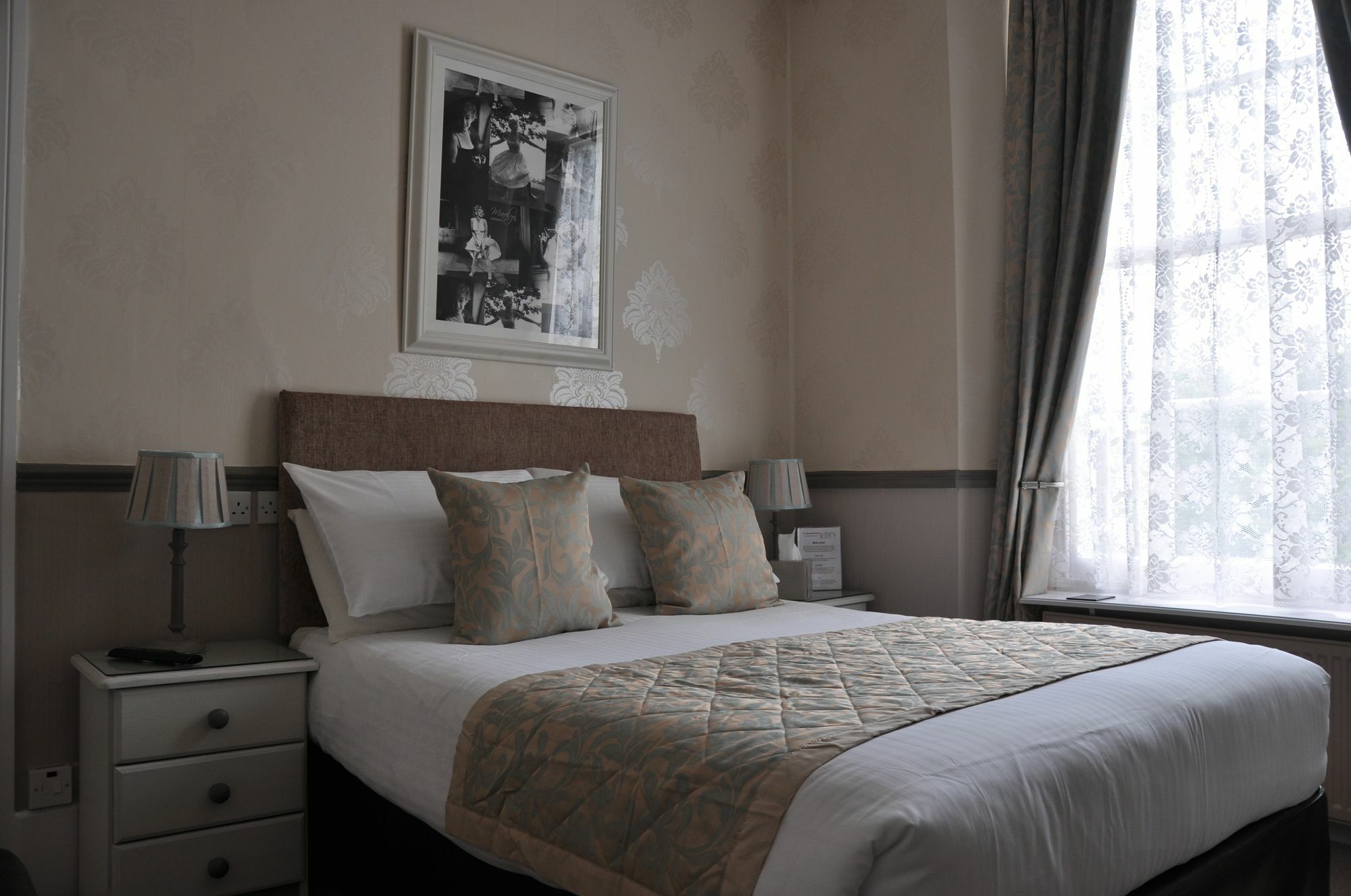 Abbeyfield Vintage Style Boutique B&B Torquay Exterior photo